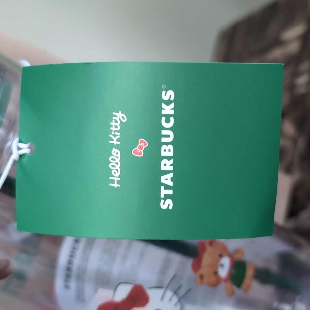 Viral 🎥 Limited Edition Starbucks x Hello Kitty Cold Cup Tumbler, 2025 - Picture 4 of 5